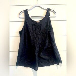 H&M Woman’s Embordiary tank